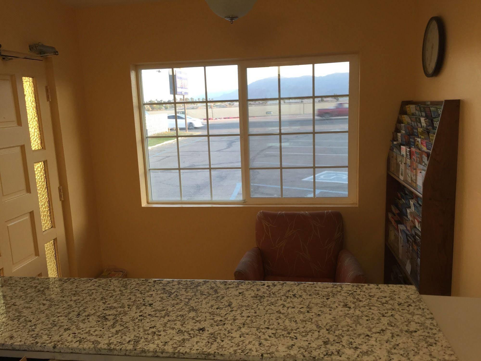 Western Sands Motel Indio Εξωτερικό φωτογραφία